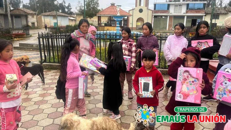 ¡Dona tus libros usados en Independencia y transforma vidas con Traperos de Emaús La Unión!