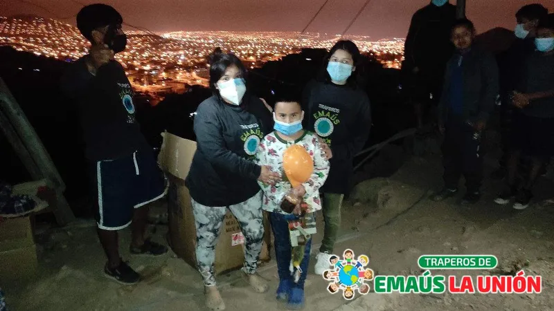 ¡Libera Espacio y Ayuda! Recolección de Ropa Usada en San Antonio