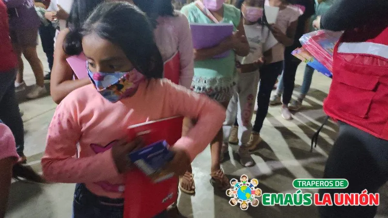 Traperos de Emaús en San Antonio: Tu Ayuda que Transforma Vidas