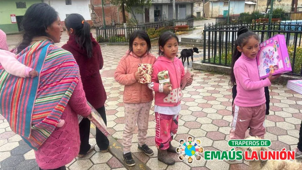 Donaciones en Asia: ¡Tu ayuda llega lejos con Traperos de Emaús La Unión!