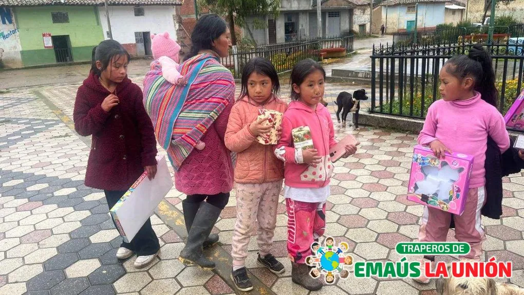 ¡Dona Juguetes Usados en Pucusana y Dales una Nueva Sonrisa a Niños!