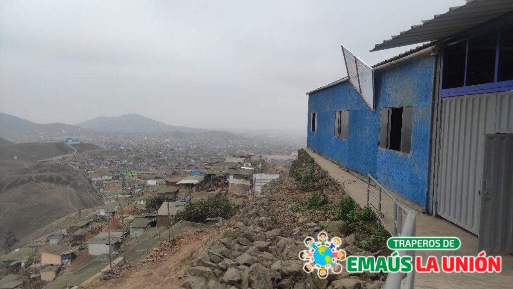 donde donar computadoras usadas en Chilca